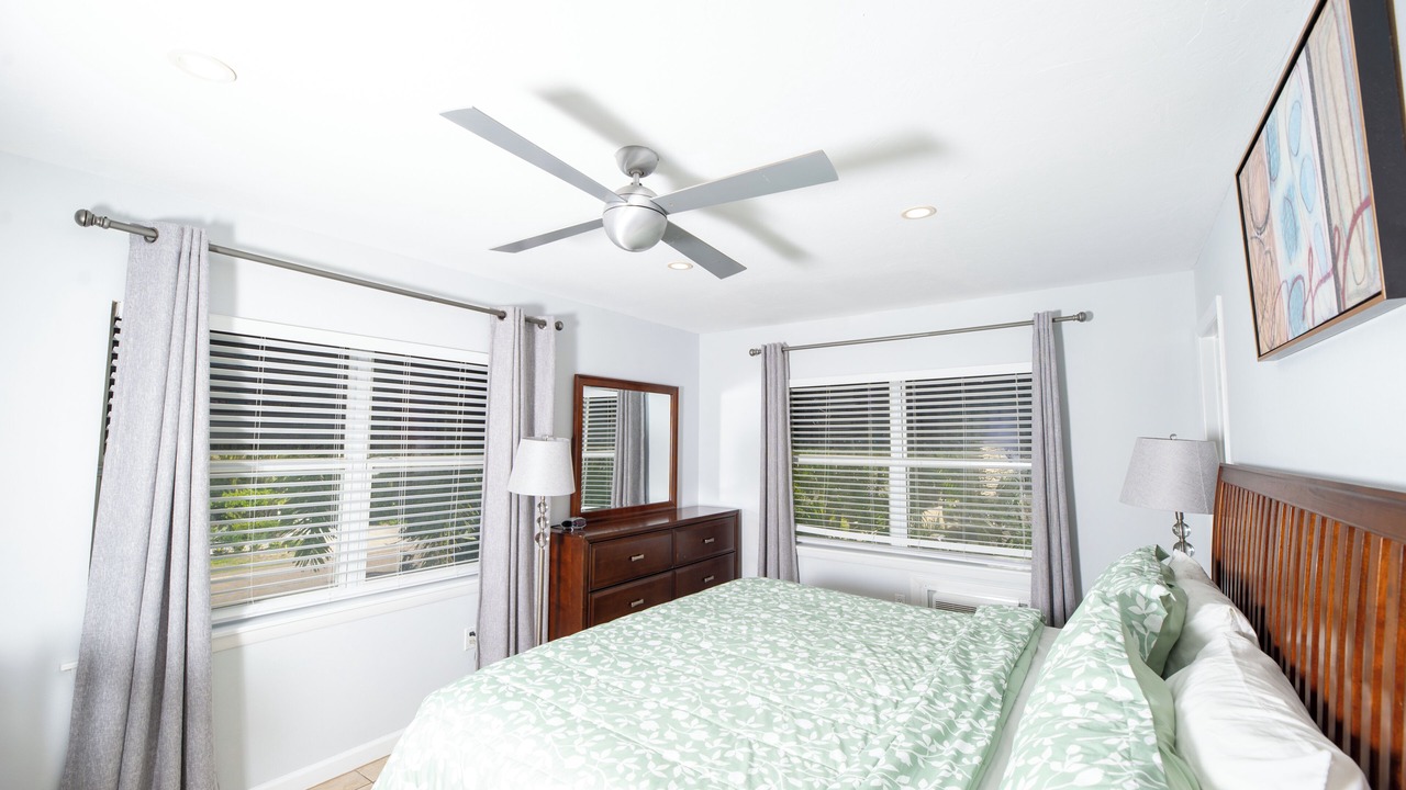Photo of Bedroom in Bay Isles