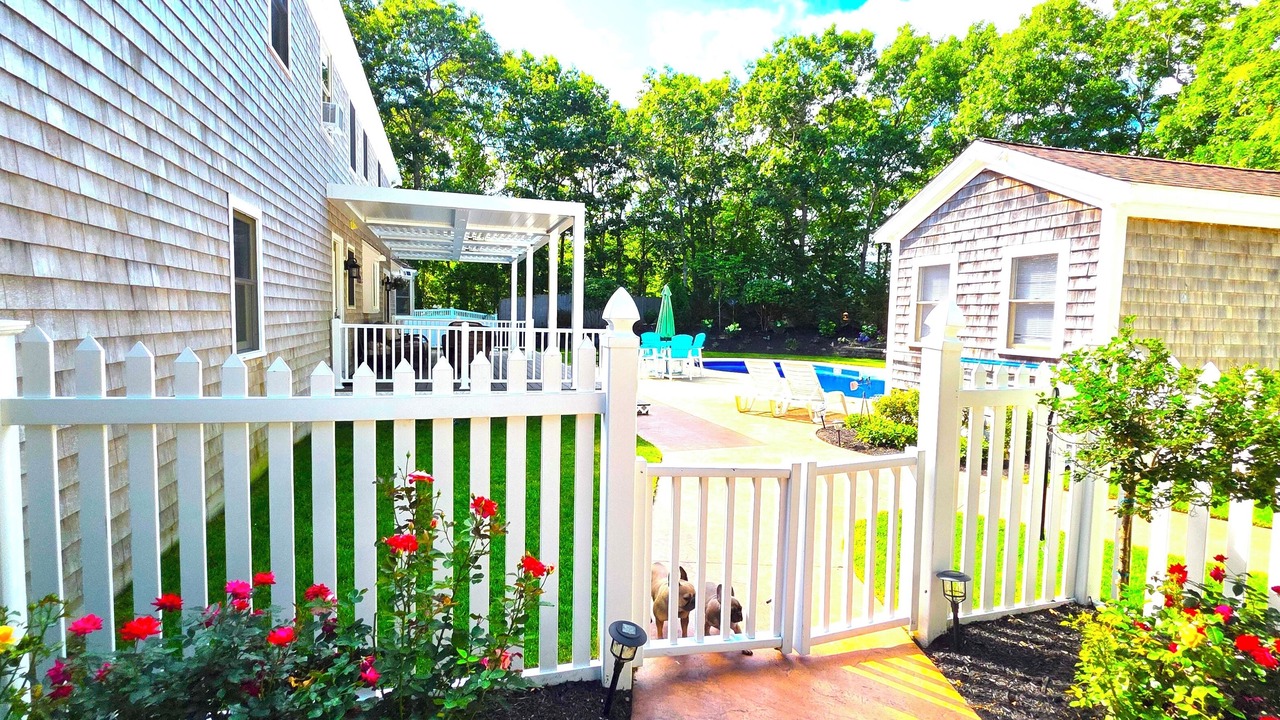 Photo of Patio Balcony in Sagamore Beach