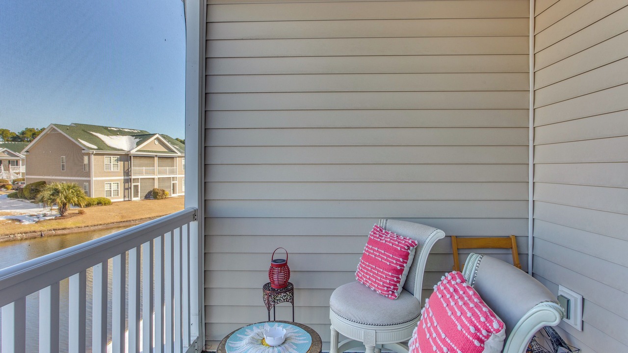 Photo of Patio Balcony in Sunset Beach