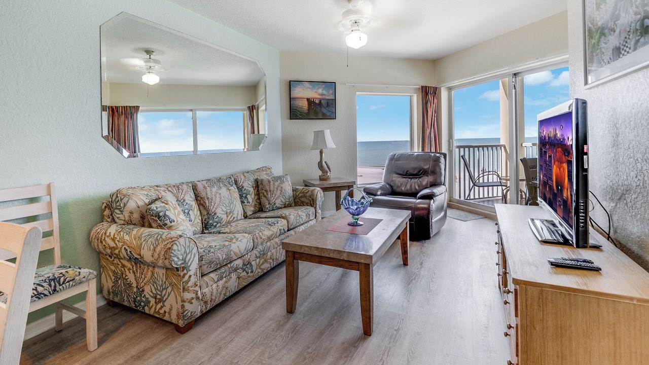 Photo of Patio Balcony in Treasure Island