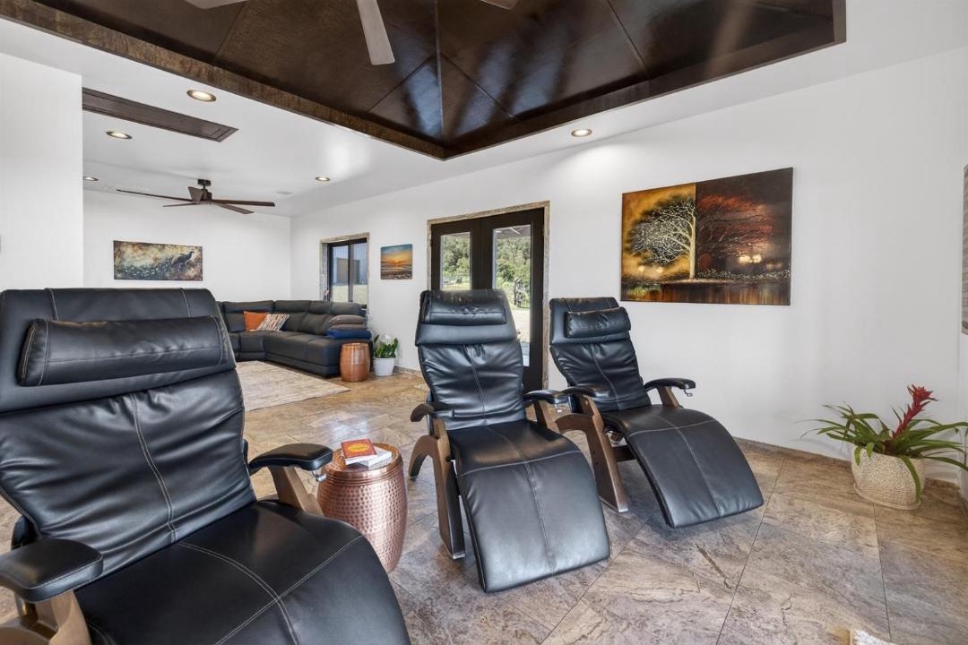 Photo of Livingroom in Kapaau