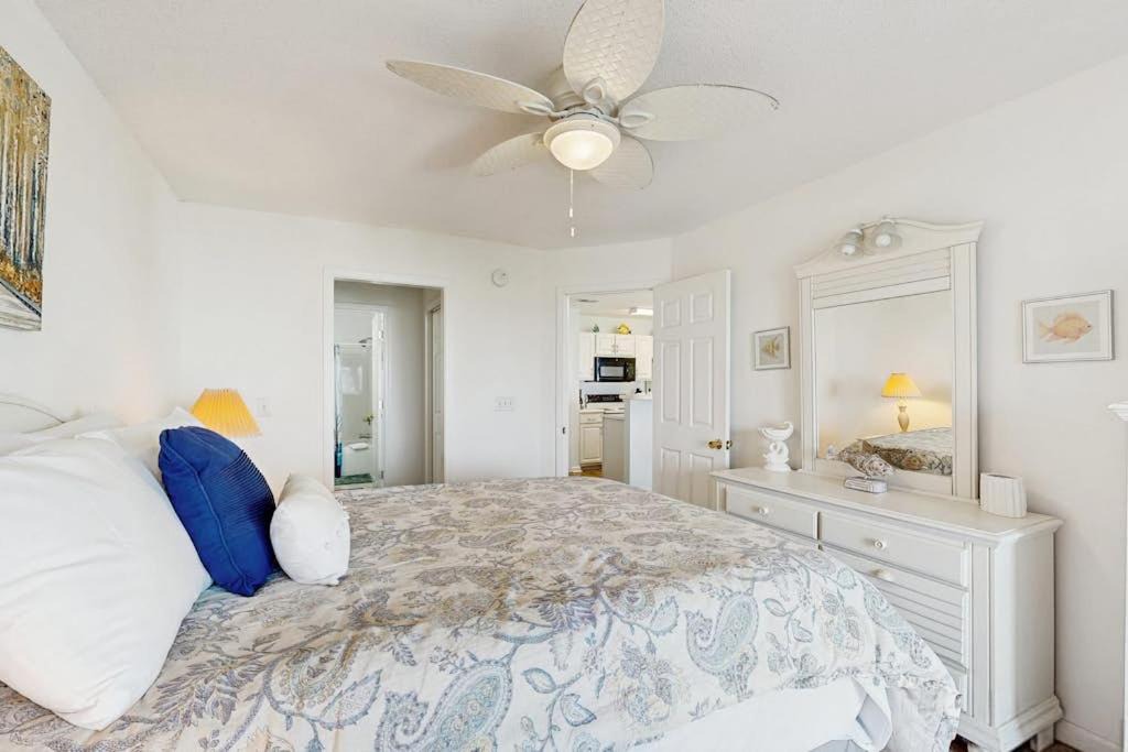 Photo of Bedroom in Carolina Yacht Landing