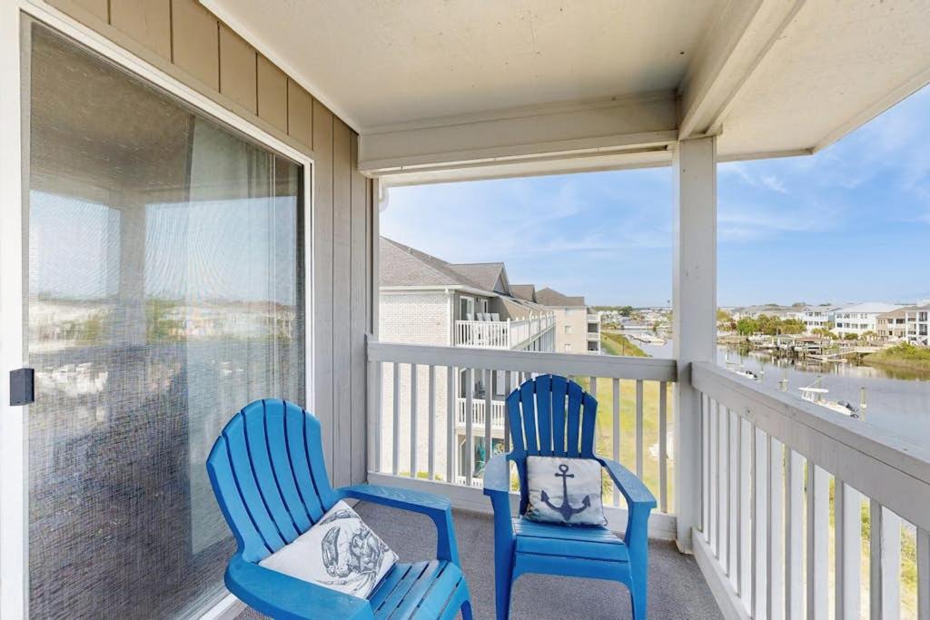 Photo of Patio Balcony in Carolina Yacht Landing