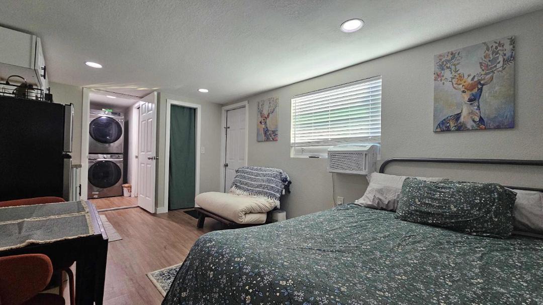 Photo of Bedroom in Port Tampa City