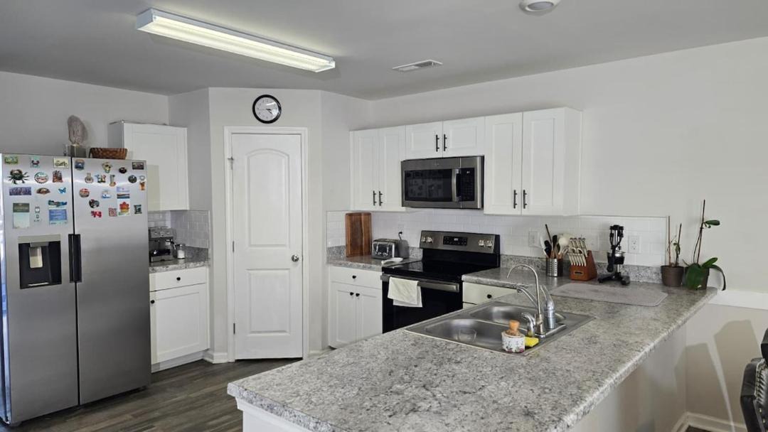 Photo of Kitchen in Sunset Beach