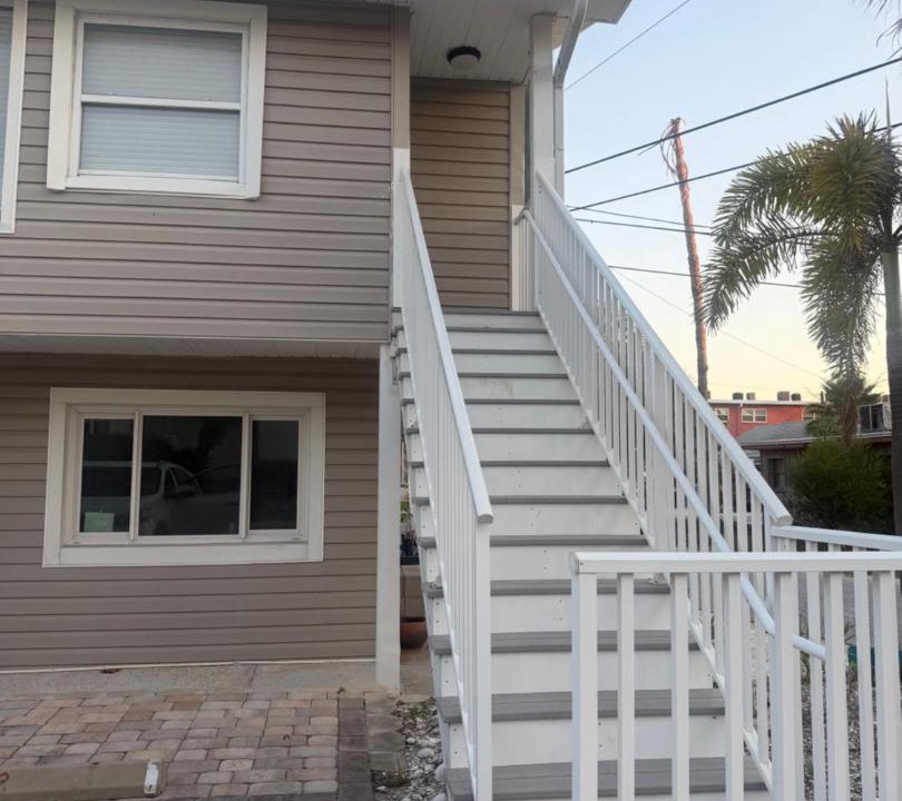 Photo of Patio Balcony in Sunset Beach