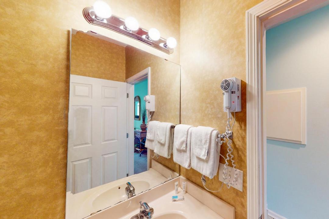 Photo of Bathroom in Sea Trail