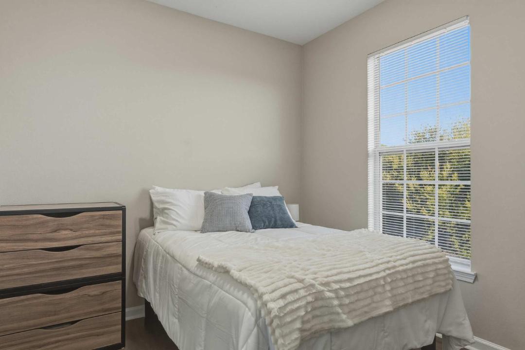 Photo of Bedroom in Pembroke