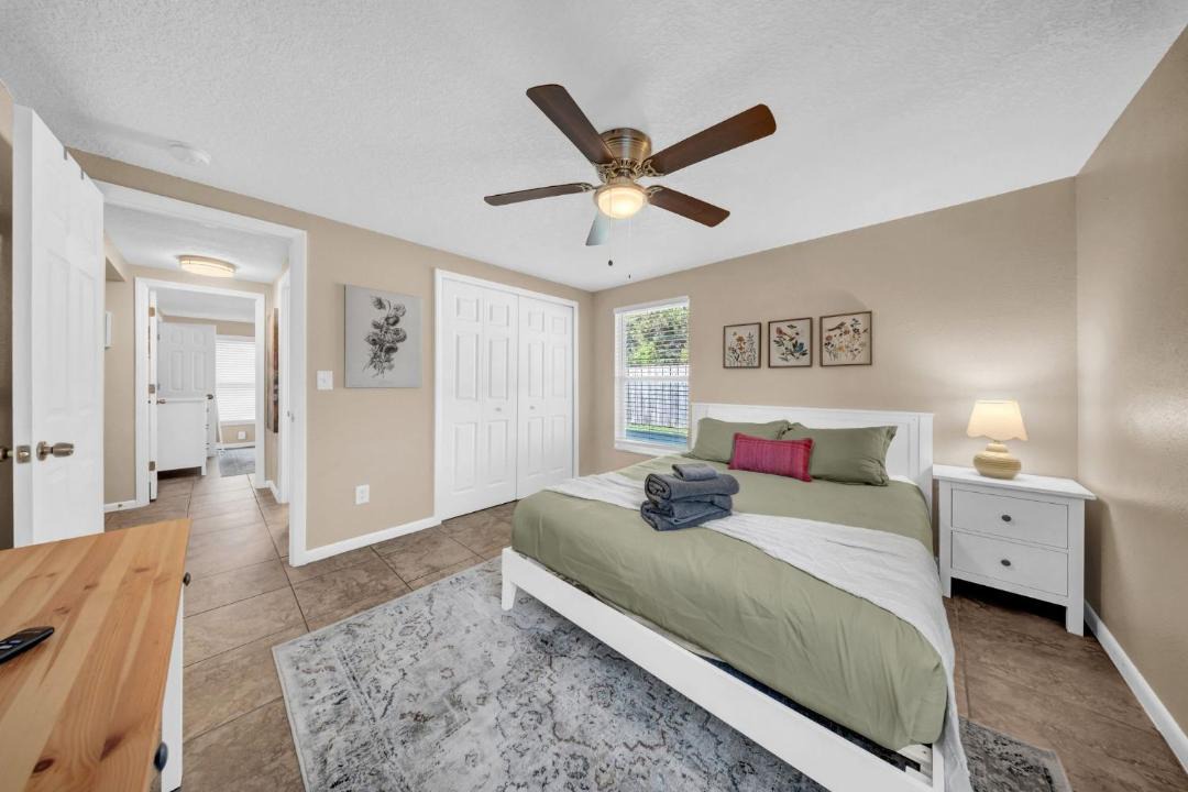 Photo of Bedroom in Largo