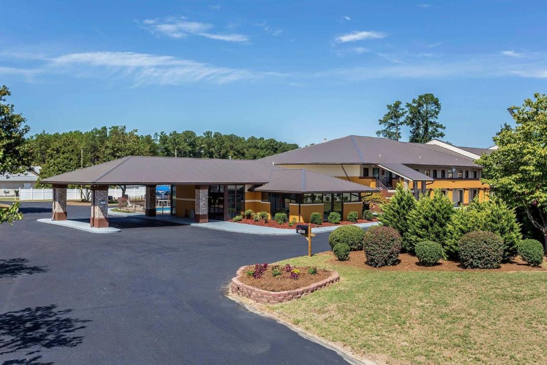 Photo of Others in Southern Pines
