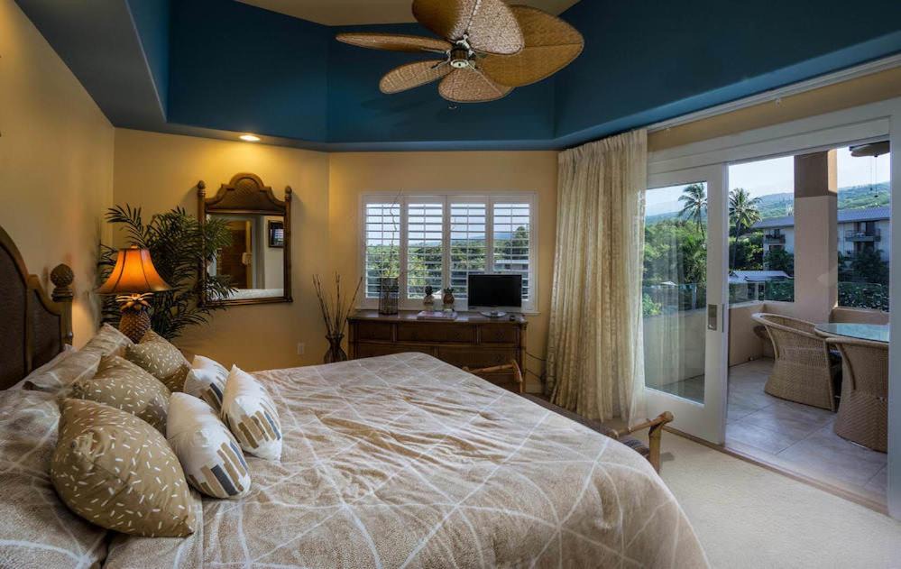 Photo of Bedroom in Kahaluu Bay