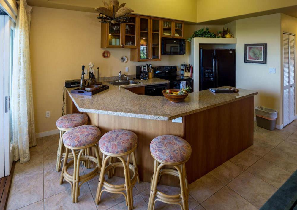 Photo of Kitchen in Kahaluu Bay