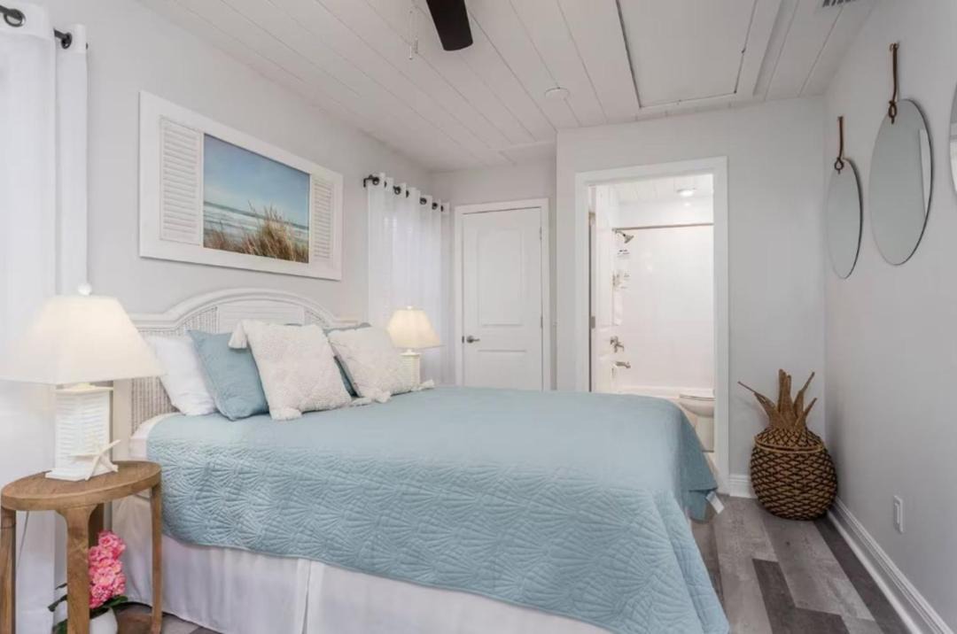 Photo of Bedroom in Arlington Park