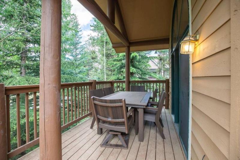 Photo of Patio Balcony in Four O'Clock