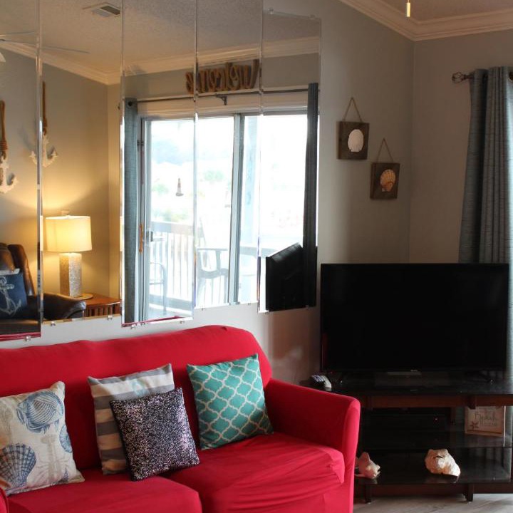 Photo of Livingroom in Carolina Yacht Landing