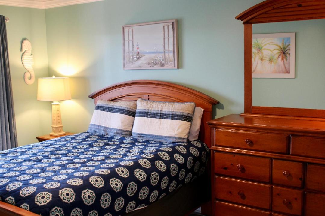 Photo of Bedroom in Carolina Yacht Landing