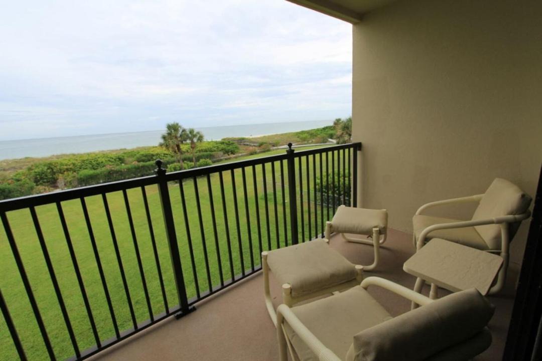 Photo of Patio Balcony in Sunset Beach