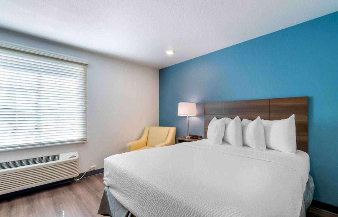 Photo of Bedroom in Clearwater