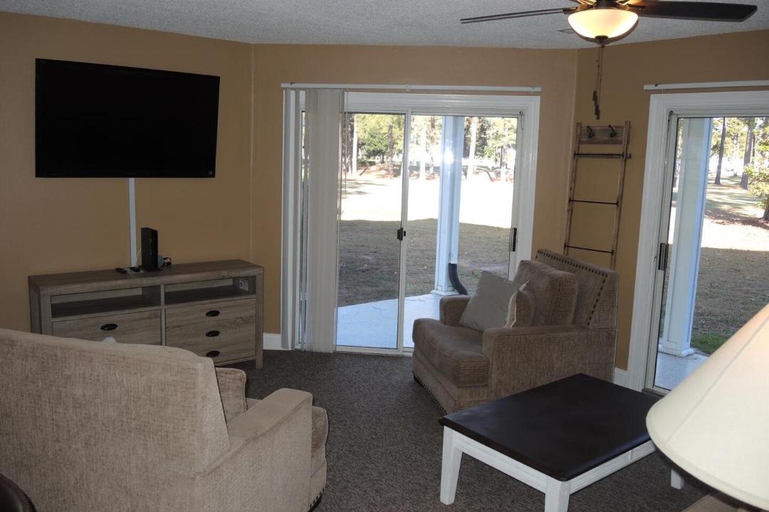 Photo of Livingroom in Calabash
