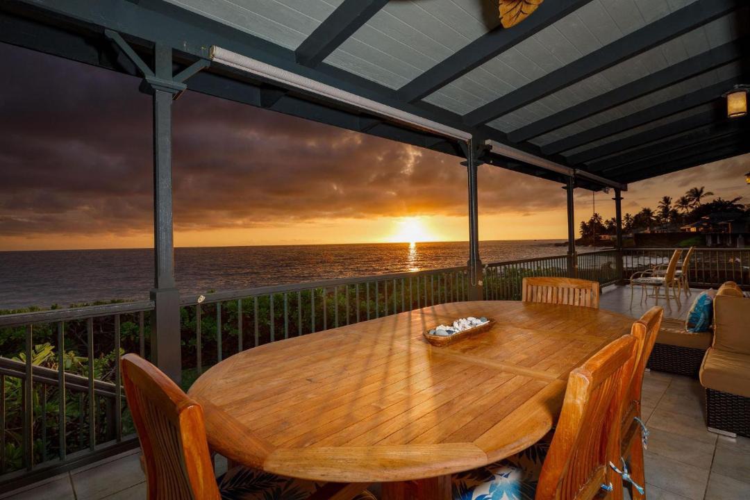 Photo of Patio Balcony in Kahaluu Bay