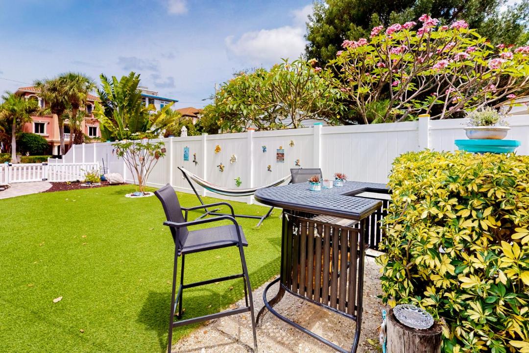Photo of Patio Balcony in Sunset Beach