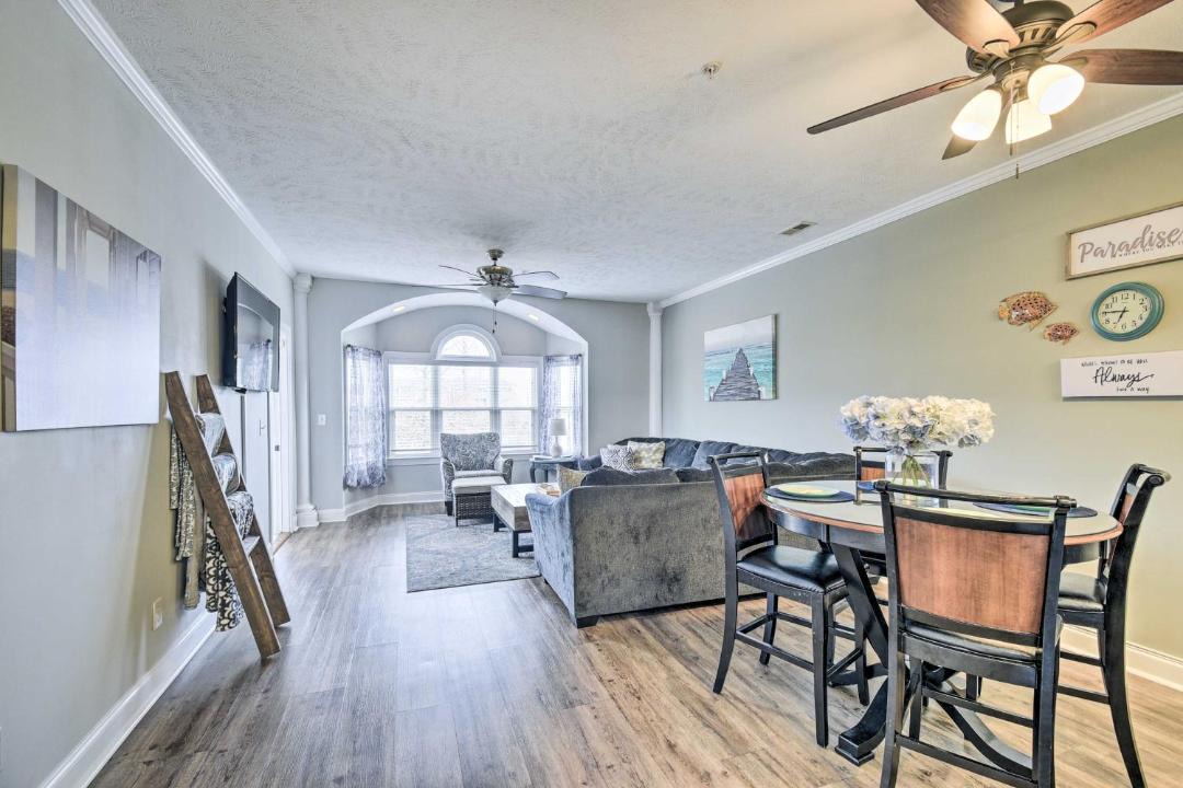 Photo of Livingroom in Carolina Yacht Landing