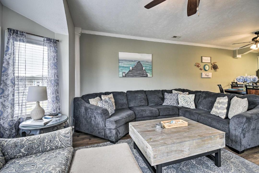 Photo of Livingroom in Carolina Yacht Landing