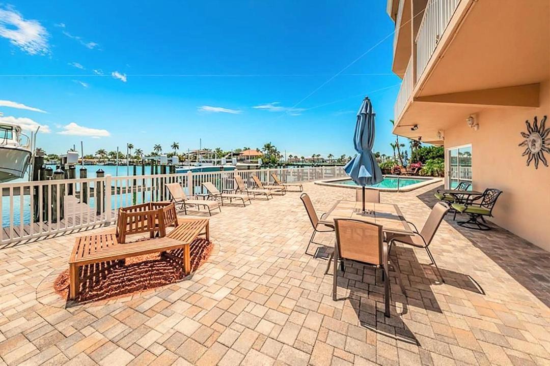 Photo of Patio Balcony in Capri Isle