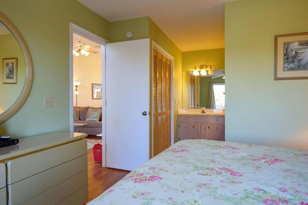 Photo of Bedroom in Holden Beach