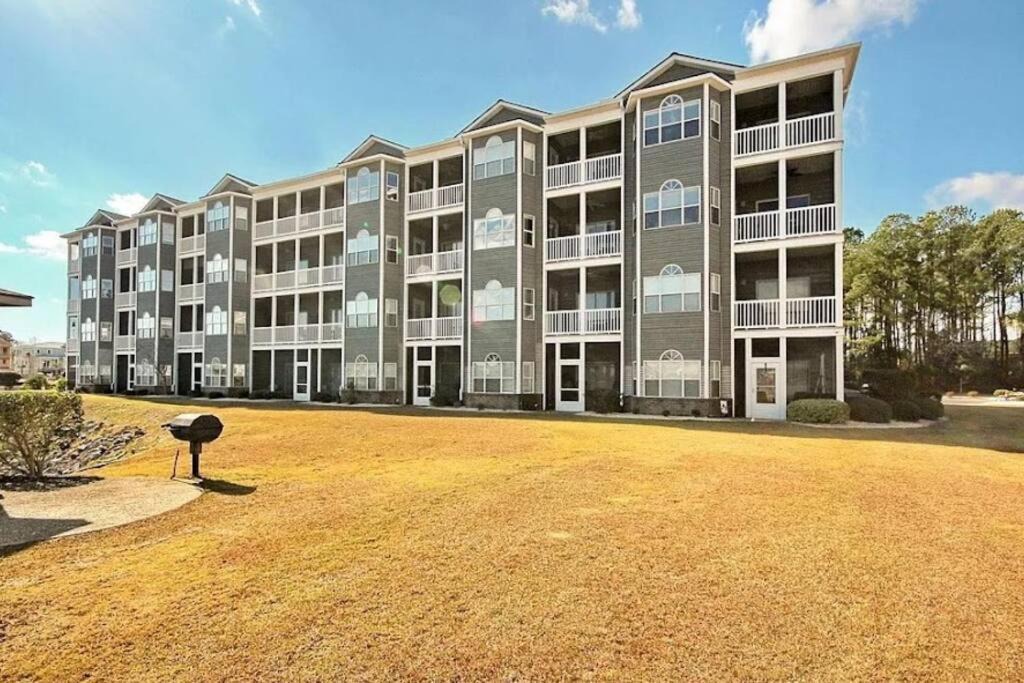 Photo of Buildings in Carolina Yacht Landing