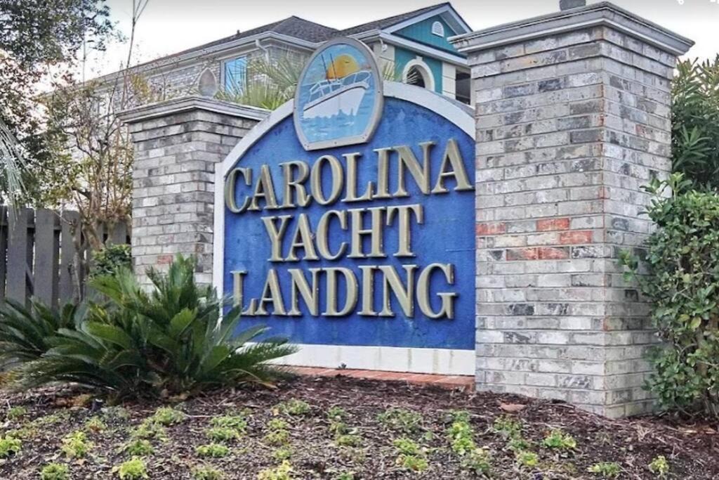 Photo of Buildings in Carolina Yacht Landing
