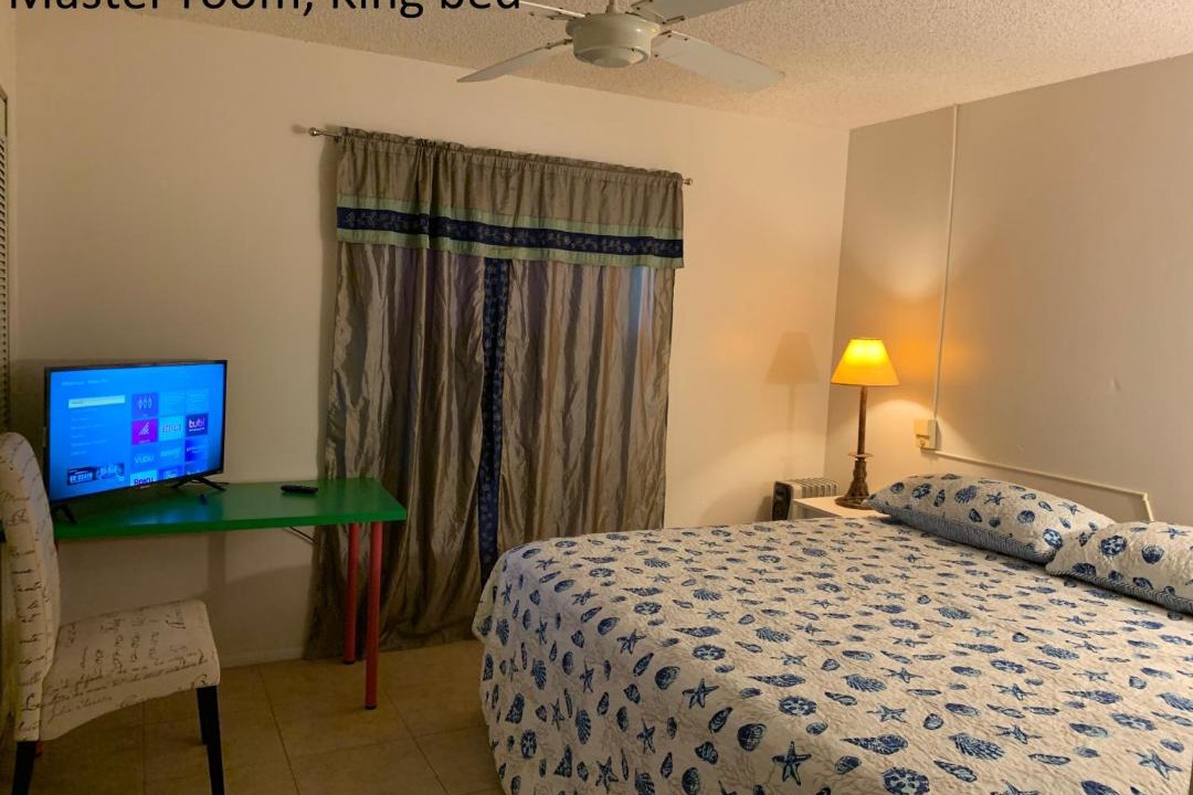 Photo of Bedroom in Largo