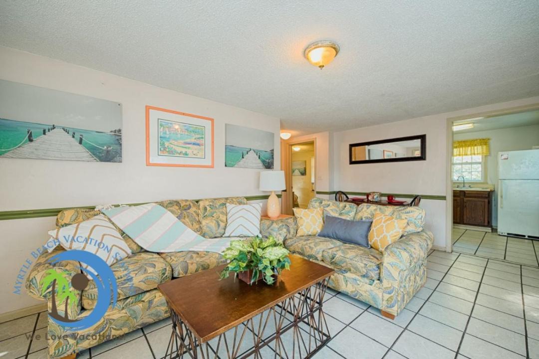 Photo of Livingroom in Ocean Drive