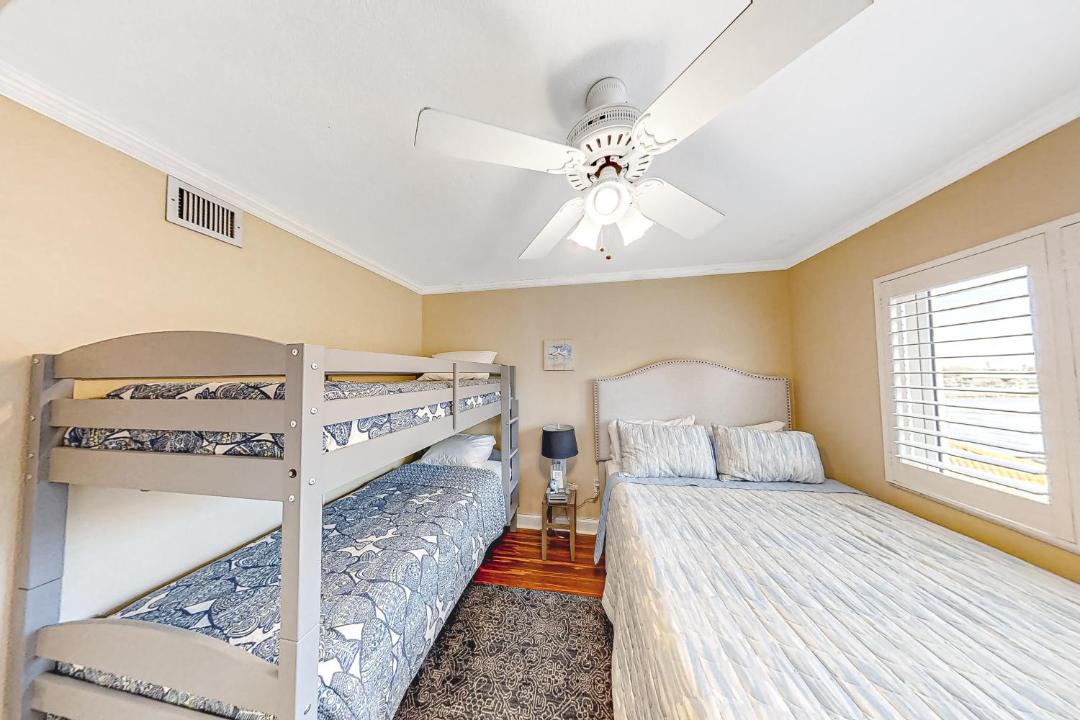 Photo of Bedroom in Sunset Beach