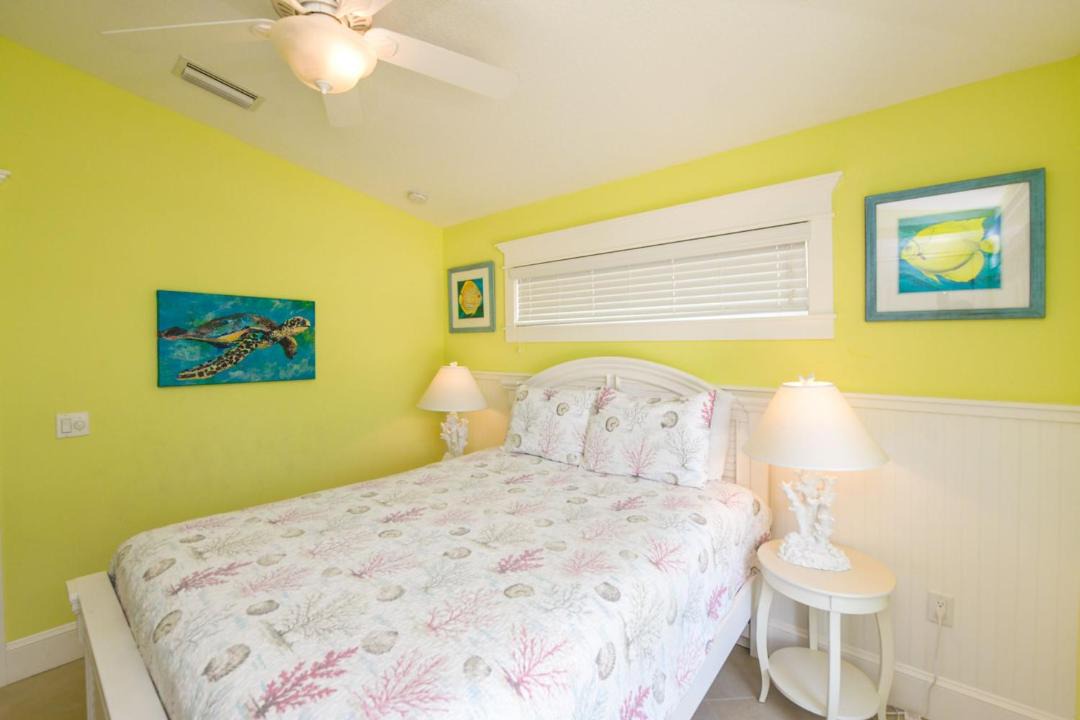 Photo of Bedroom in Holmes Beach