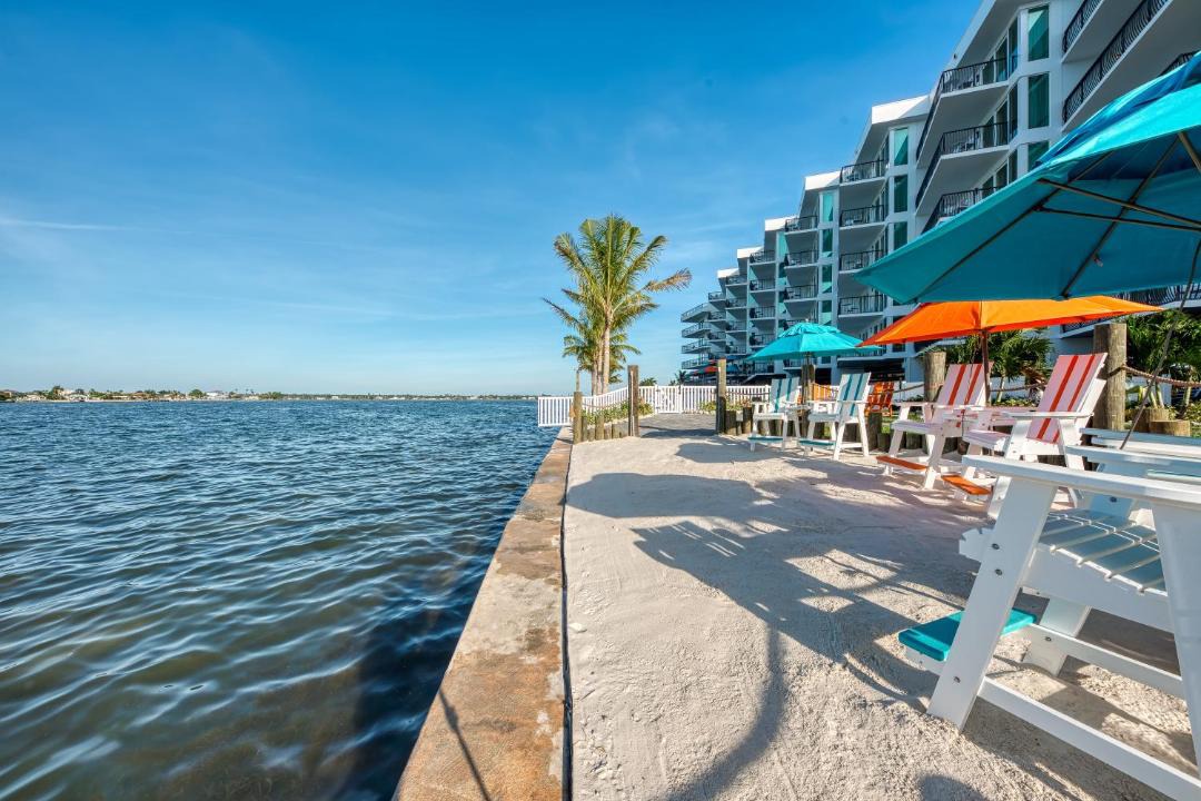 Photo of Patio Balcony in Treasure Island