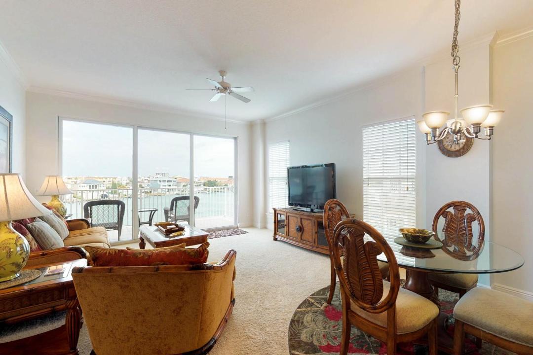 Photo of Livingroom in Clearwater Beach
