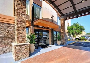 Best Western Plus Columbia North East
