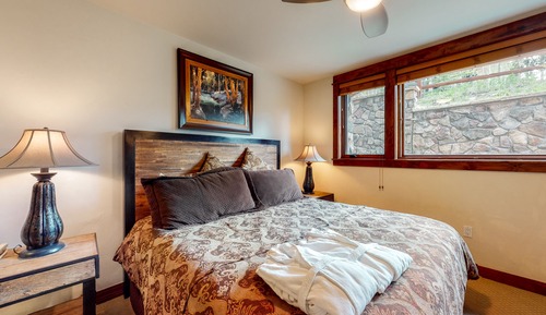 Condo, 3 Bedrooms