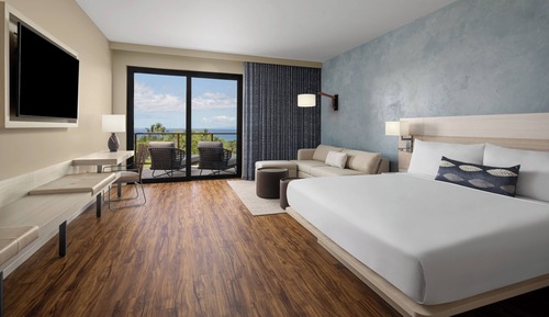 Studio Suite, 1 King Bed with Sofa bed, Ocean View (Balcony)