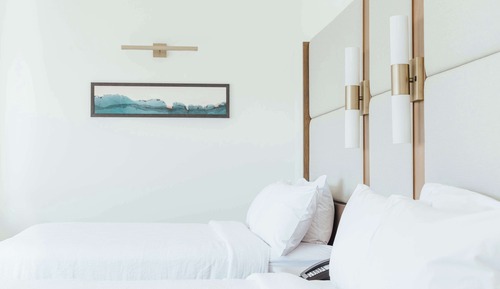 Room, 2 Queen Beds (Mobility, Roll-In Shower)