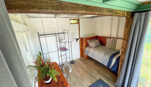 Pueo Cabin