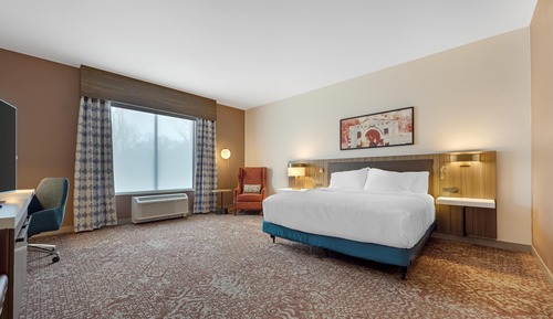 Room, 2 Queen Beds, Accessible, Bathtub