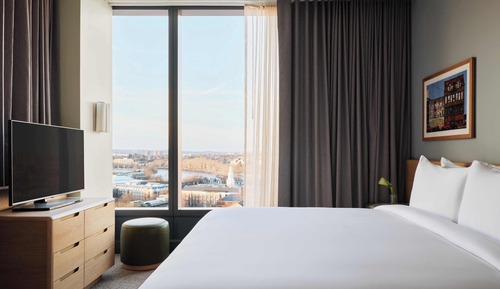 Suite (Tower)