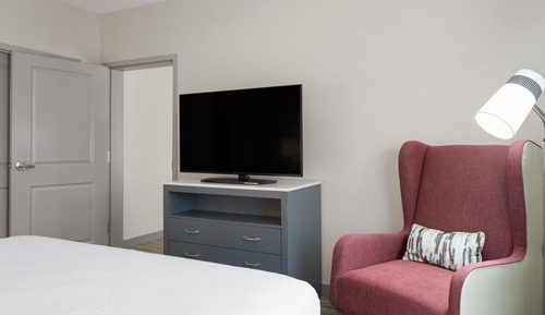 Suite, Accessible, Non Smoking (Hearing Impaired)