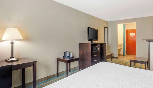 Suite, Multiple Beds, Non Smoking, Refrigerator & Microwave (with Sofabed)