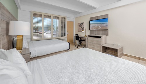 Standard Room, 2 Queen Beds, Refrigerator & Microwave, Harbor View (Larger Room)
