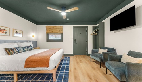 Suite, 1 King Bed