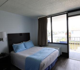 Classic Quadruple Room