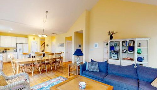 Four-Bedroom Vacation Home